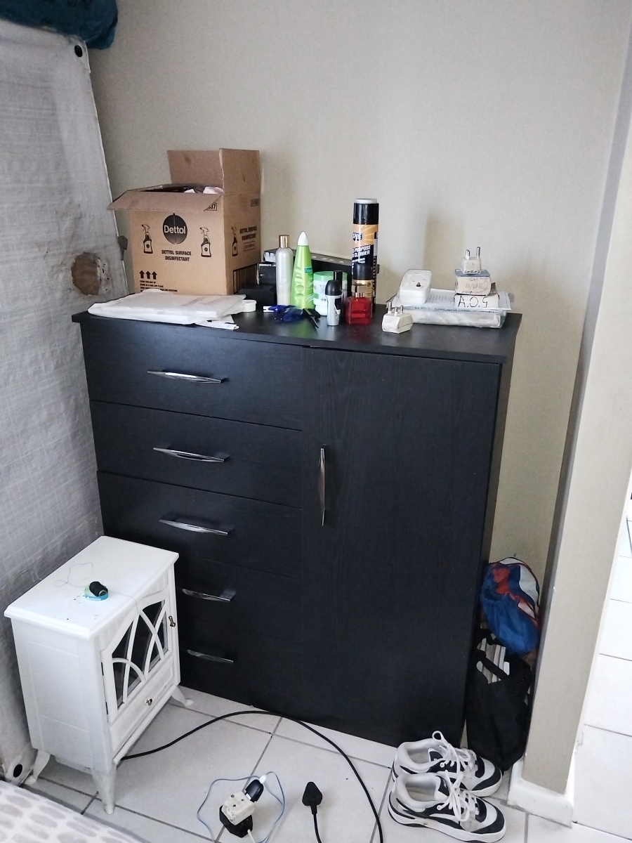 2 Bedroom Property for Sale in Electric City Western Cape